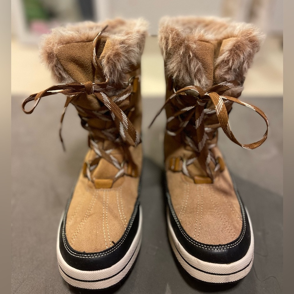 Camel Suede Snow Boots | Universal Thread | Camel Brown Winter Boots SIZE 9